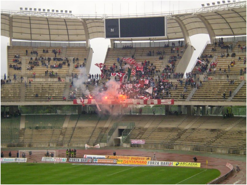 Bari - Arezzo 07.11.2004 055